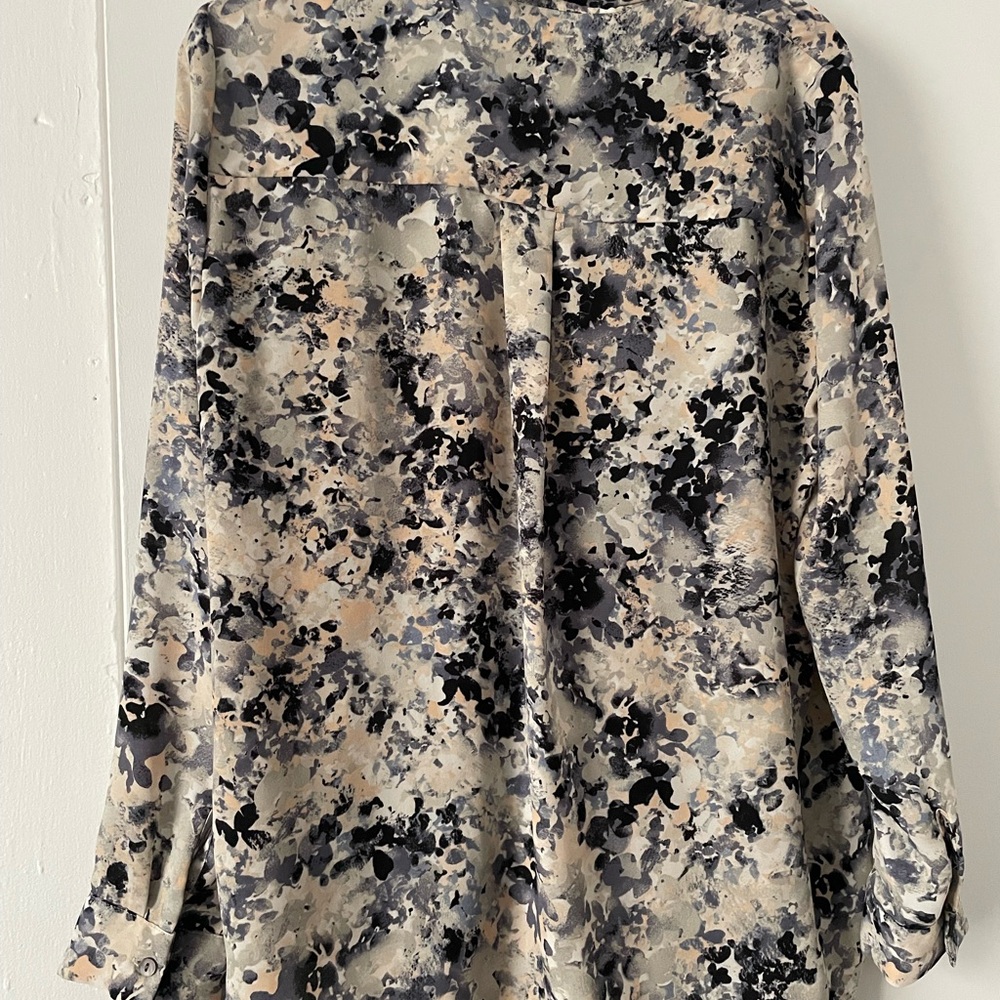 Rachel Zoe Button down Floral Blouse - Size M - Picture 3 of 3